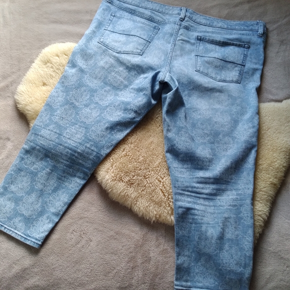 Merona Plus Size Fit 3 Crop Pantacourt Jeans - Picture 5 of 7